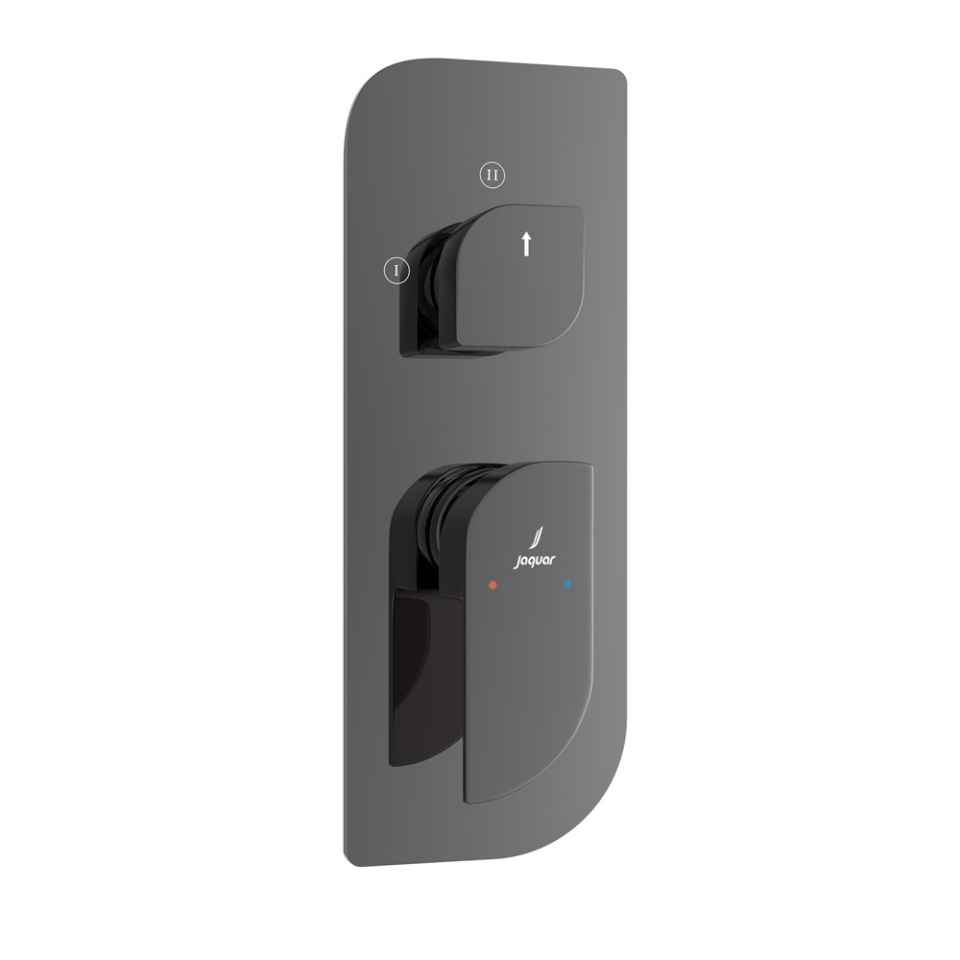 صورة خلاط شاور بذراع واحد أكواماكس بمحول ثلاثي الاتجاهات - كروم أسود